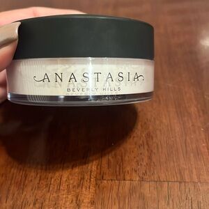 Anastasia Beverly Hills Setting Powder